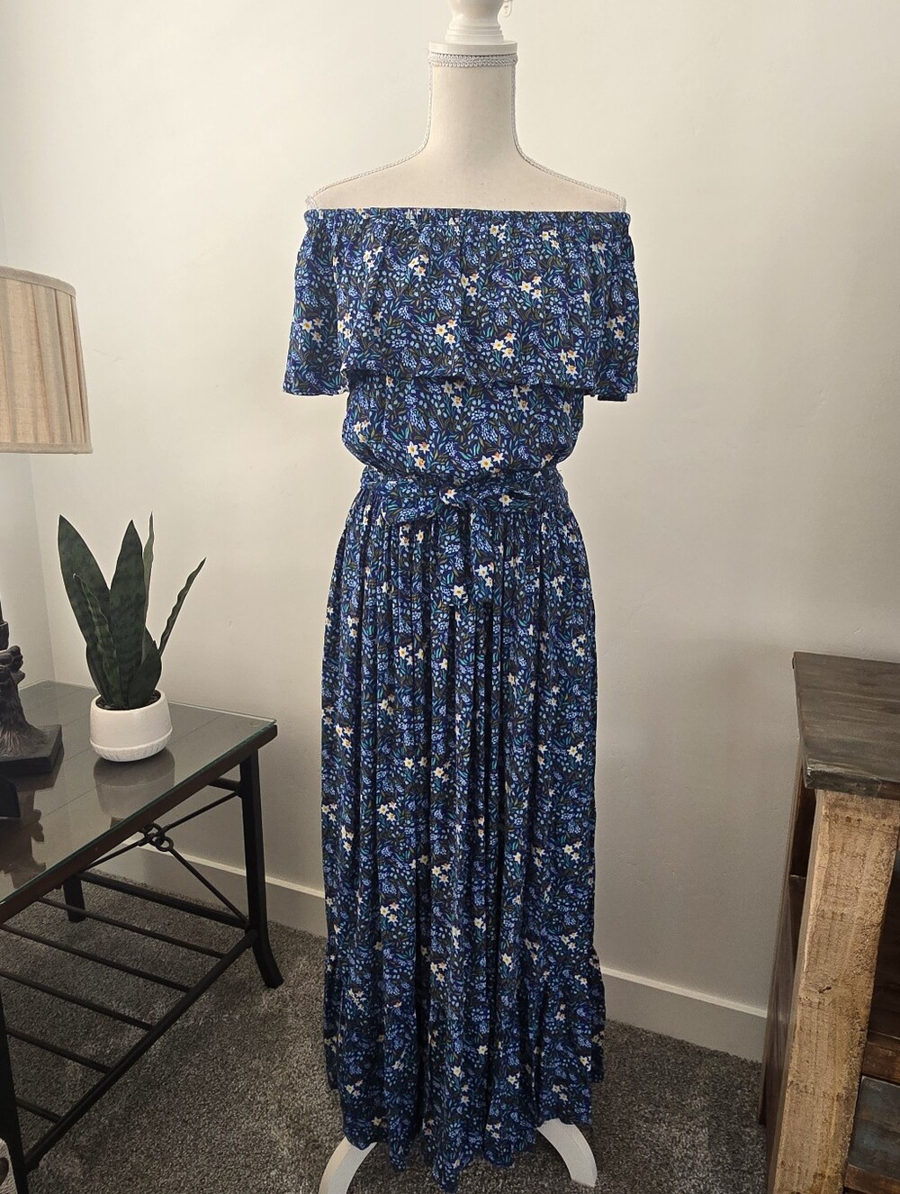 Margaux Riviera Bohemian Off Shoulder Floral Maxi Dress. Size Medium